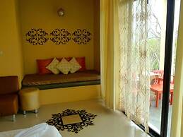 Hi - Scene Resort