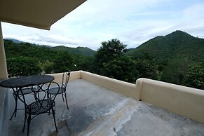 Hi - Scene Resort