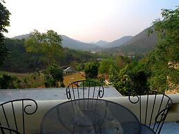 Hi - Scene Resort