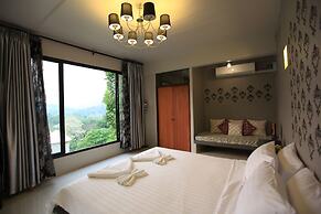 Hi - Scene Resort