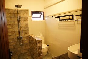 Fort Edge Retreat