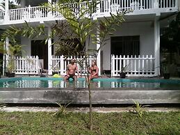 Asanka Surf House