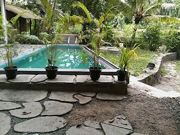 Asanka Surf House