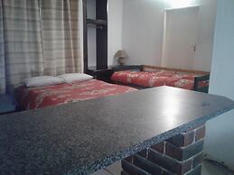 Road View Lodge