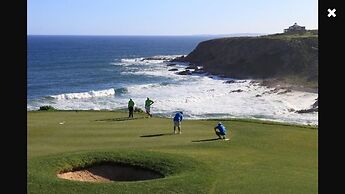 Pinnacle Point Pool Lodge