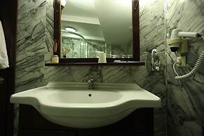 Asmali Hotel