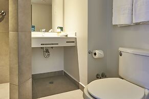 City Express Junior by Marriott Toluca Zona Industrial