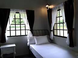 Bibury Resort