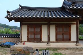Ongyejongtaek Sambaekdang