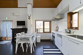 Nupuri Cottage