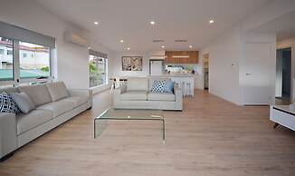 Kangaroo Bay Apartments