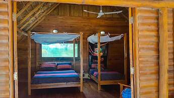 Pura Vida Lodge