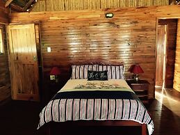 Pura Vida Lodge