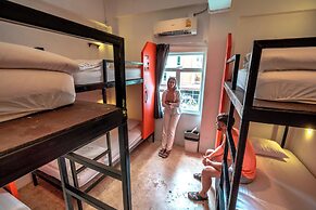 Mad Monkey Chiang Mai - Hostel