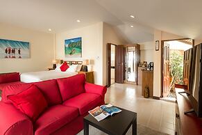 Boujis Boutique Resort