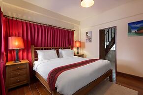 Boujis Boutique Resort