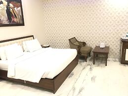 Leela Grande Hotel