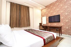 Leela Grande Hotel