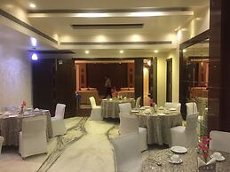 Leela Grande Hotel