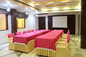 Leela Grande Hotel