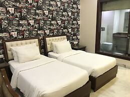 Leela Grande Hotel