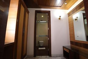 Leela Grande Hotel