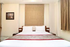 Leela Grande Hotel