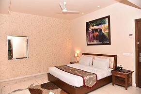 Leela Grande Hotel