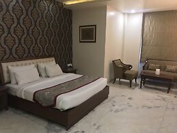 Leela Grande Hotel
