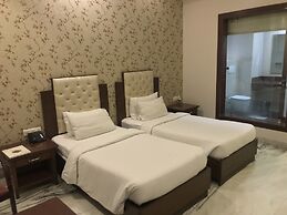 Leela Grande Hotel