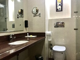 Leela Grande Hotel