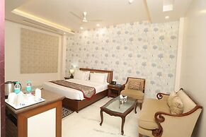 Leela Grande Hotel