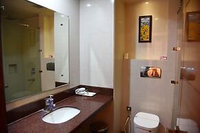 Leela Grande Hotel