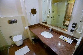 Leela Grande Hotel