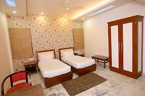 Leela Grande Hotel