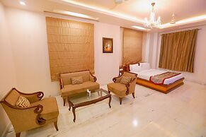 Leela Grande Hotel