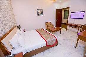 Leela Grande Hotel
