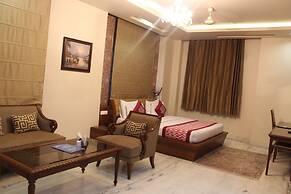 Leela Grande Hotel