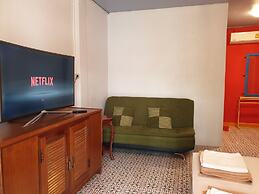 Super Hostel