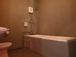 Super Hostel