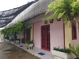 Super Hostel