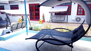 Super Hostel