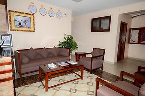 Hillside Plaza Hotel