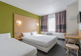 B&B HOTEL Nîmes Ville Active