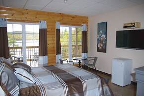 Auberge La Taniere A Tadoussac