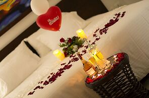 Hotel Titanium Plaza