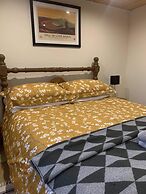 Ceridwen Glamping, Double decker Bus and Yurts