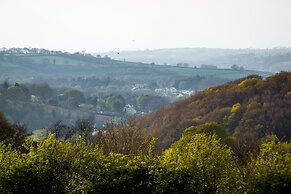 Ceridwen Glamping, Double decker Bus and Yurts