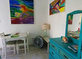 Two Palms Apartment