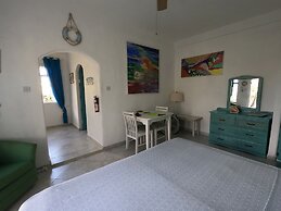 Two Palms Apartment